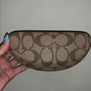 DESIGNER sunglass case!